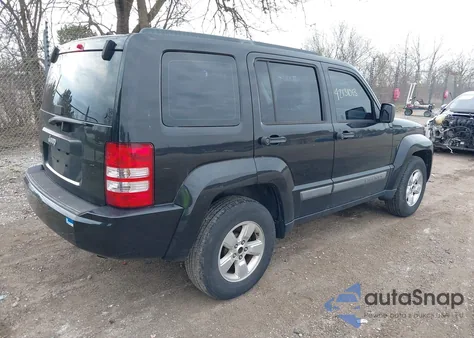 2012 Jeep Liberty Sport z USA, uszkodzony, nr VIN 1C4PJMAK8CW155559